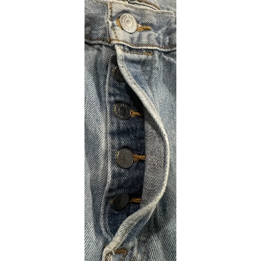 Levi's 501 Jeans Mens 33x34 Blue Light Wash Button Fly Distressed Ripped Grunge